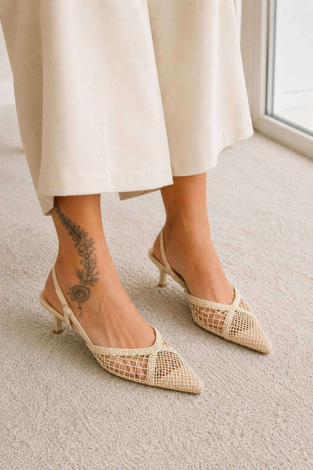 Livia Mesh – Elegantne mrežaste salonke
